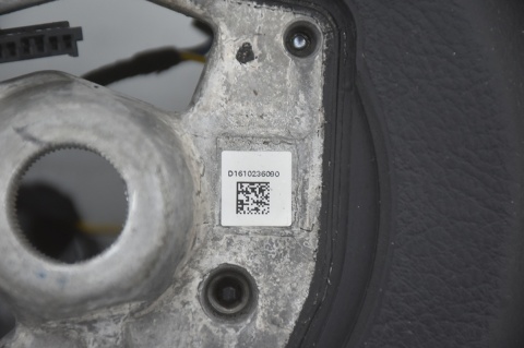 KIEROWNICA WLOT POWIETRZA BMW 5 F10 F11