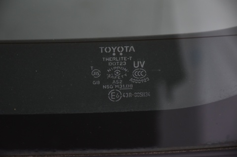 KLAPA TYLNA BAGAŻNIKA TOYOTA PRIUS II KAMERA