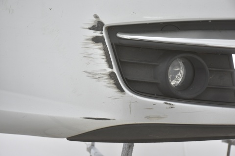 ZDERZAK PRZEDNI PRZÓD RENAULT LAGUNA III