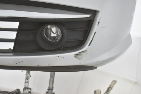 ZDERZAK PRZEDNI PRZÓD RENAULT LAGUNA III