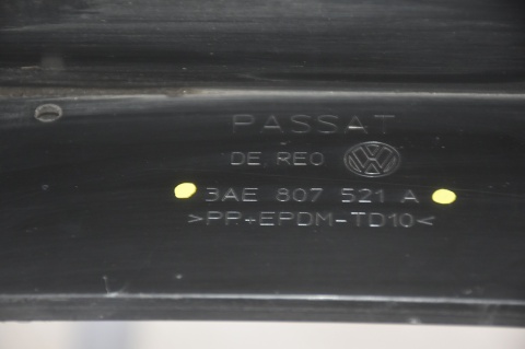 ZDERZAK TYLNY TYŁ VW PASSAT B7 SEDAN PDC LK7X