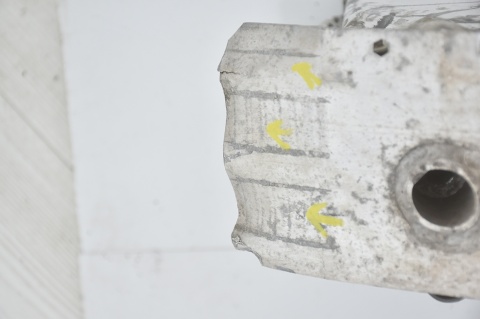 BELKA ZDERZAKA PRZEDNIEGO PRZÓD OPEL INSIGNIA I LIFT