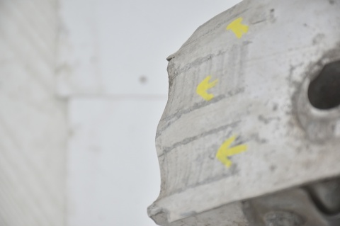 BELKA ZDERZAKA PRZEDNIEGO PRZÓD OPEL INSIGNIA I LIFT