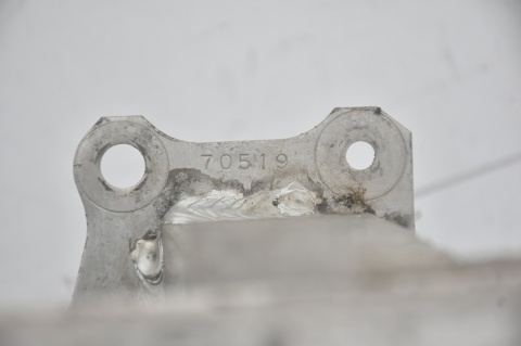 BELKA ZDERZAKA PRZÓD TOYOTA PRIUS IV