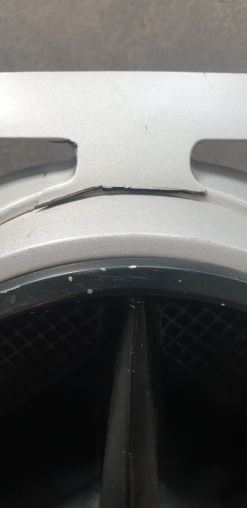 GRILL ATRAPA CHŁODNICY MERCEDES ML W164 LIFT