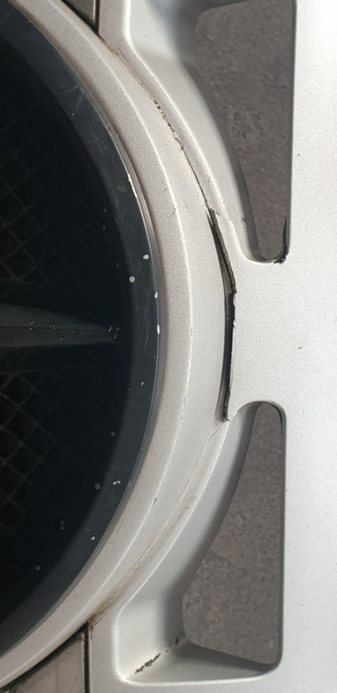 GRILL ATRAPA CHŁODNICY MERCEDES ML W164 LIFT