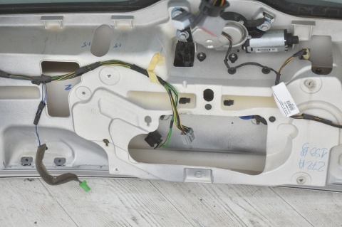 KLAPA BAGAŻNIKA TYLNA TYŁ VOLVO V70 III 426-26