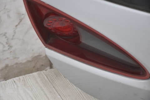 KLAPA TYLNA TYŁ SEAT LEON II