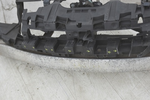 WZMOCNIENIE PAS PRZEDNI RENAULT LAGUNA III 3 DIESEL