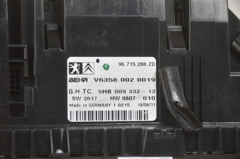 PANEL KLIMATYZACJI RADIA CITROEN DS5 96715288ZD