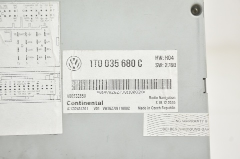 RADIOODTWARZACZ RADIO NAWIGACJA CD VW 1T0035680C