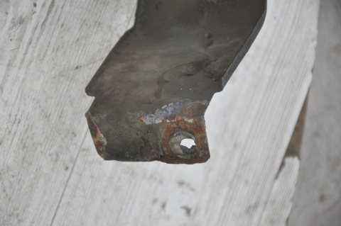 BŁOTNIK PRZEDNI PRZÓD LEWY DACIA SANDERO II NV676