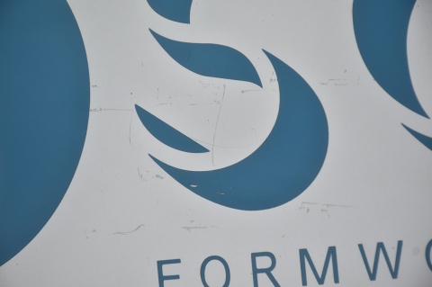 MASKA POKRYWA SILNIKA RENAULT KANGOO II TEB64 SREBRNY