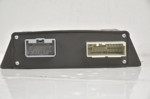 MODUŁ HAMULCA RĘCZNEGO JAGUAR XF X250 8W832C496AC