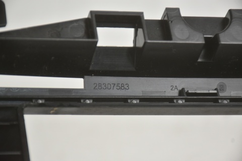 RAMKA WYŚWIETLACZA JAGUAR EX53-19F211-CE