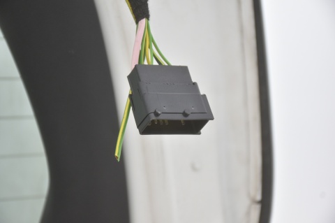 KLAPA TYLNA TYŁ PEUGEOT 208