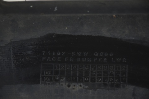 ZDERZAK PRZEDNI PRZÓD HONDA CR-V III PDC SPRYSKI B92P