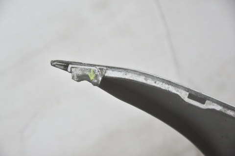 ZDERZAK PRZEDNI PRZÓD TOYOTA AVENSIS T25 II