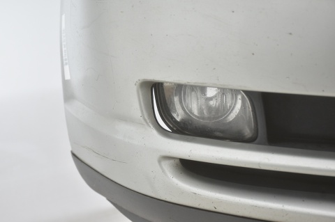 ZDERZAK PRZEDNI PRZÓD TOYOTA AVENSIS T25 II