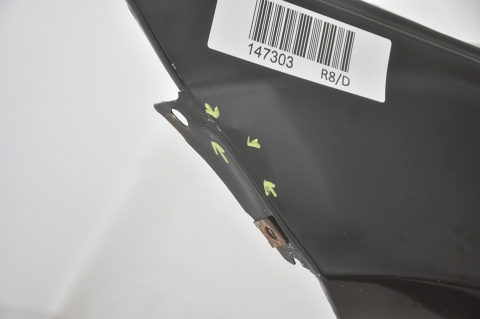 BŁOTNIK PRZEDNI PRZÓD LEWY MERCEDES C W204 C197