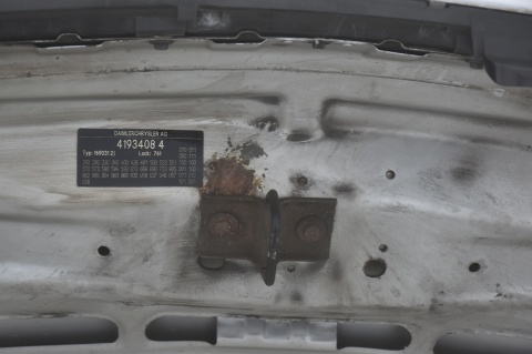 MASKA POKRYWA SILNIKA MERCEDES A W169 761