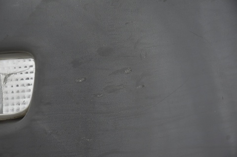 ZDERZAK PRZEDNI PRZÓD TRAFIC VIVARO I