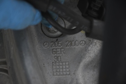 ZWROTNICA LEWA PRZÓD MERCEDES C W205 A0004213520