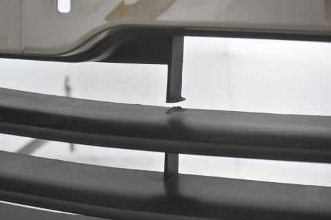 ZDERZAK PRZEDNI PRZÓD NISSAN QASHQAI I C30G