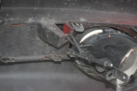 ZDERZAK PRZEDNI PRZÓD OPEL CORSA D