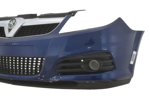 ZDERZAK PRZEDNI PRZÓD OPEL VECTRA C LIFT Z21B