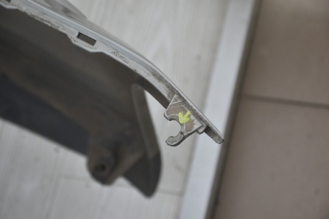 ZDERZAK PRZEDNI PRZÓD TOYOTA AVENSIS II T25 LIFT