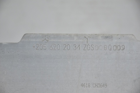 BELKA ZDERZAKA PRZÓD PRZEDNIA MERCEDES W205 A2056202034