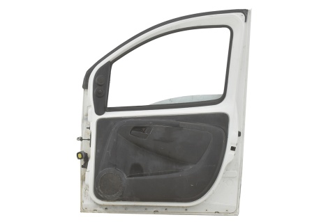 DRZWI PRZEDNIE PRZÓD PRAWE PEUGEOT BIPPER
