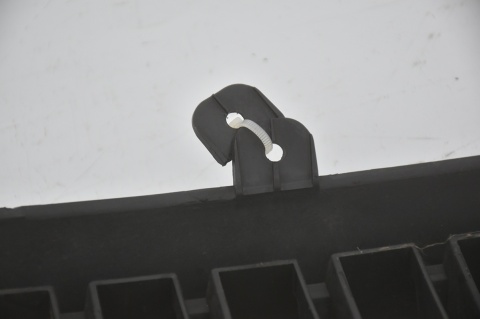 GRILL ATRAPA CHŁODNICY SEAT IBIZA IV