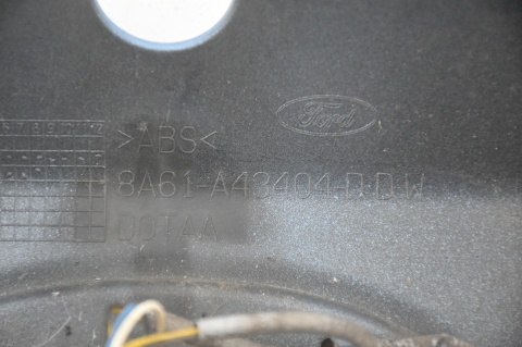 BLENDA LISTWA KLAPY TYŁ FORD FIESTA MK7 LAMPKI