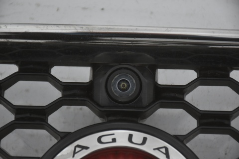 GRILL ATRAPA ZDERZAKA PRZÓD JAGUAR F-PACE X761 HK83-018K28-AA KAMERA