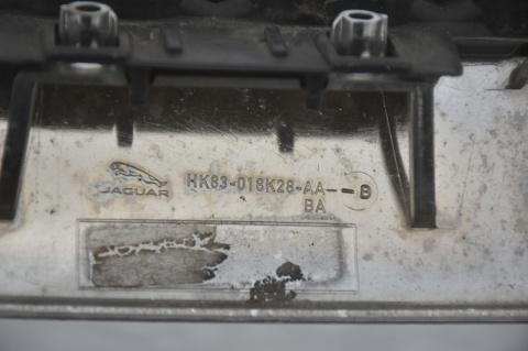 GRILL ATRAPA ZDERZAKA PRZÓD JAGUAR F-PACE X761 HK83-018K28-AA KAMERA