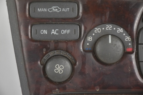 PANEL KLIMATYZACJI NAWIEWU VOLVO S60 V70 II 8682930