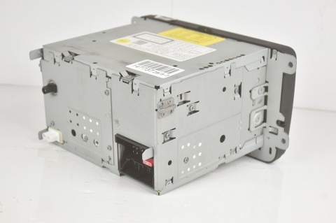 RADIOODTWARZACZ RADIO VW GOLF VI PASSTA B7 3C8035195A