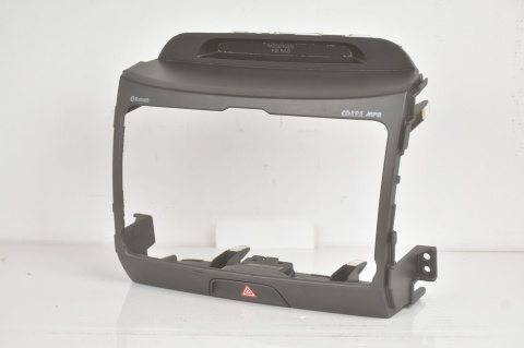 RAMKA RADIA NAWIGACJI KIA SPORTAGE III U09783-3810