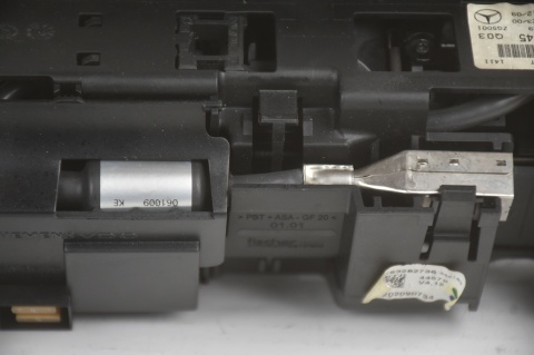 WYŚWIETLACZ EKRAN RADIA MERCEDES C W204 A2048204697