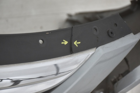 ZDERZAK PRZEDNI PRZÓD OPEL ZAFIRA C PDC