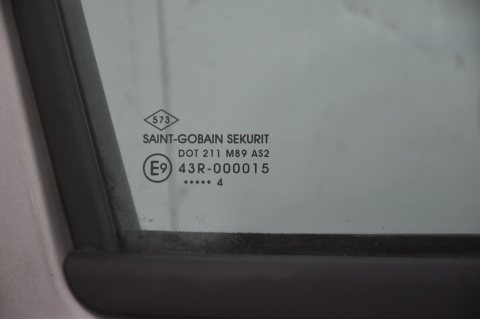 DRZWI PRZEDNIE PRZÓD PRAWE DACIA SANDERO II