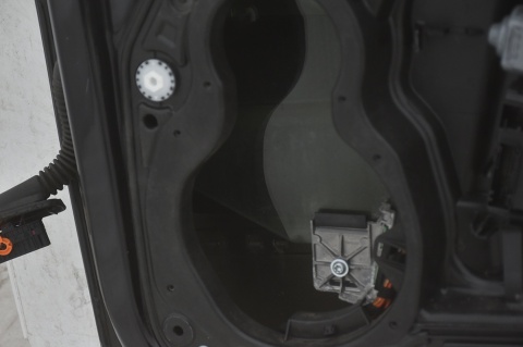 DRZWI PRZEDNIE PRZÓD PRAWE VW PASSAT CC