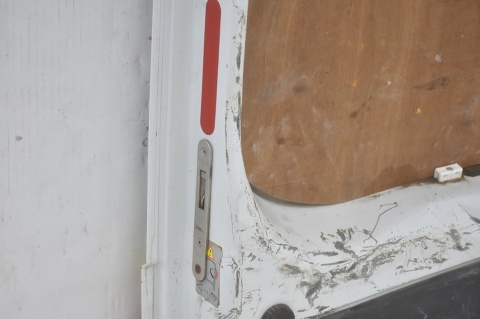 DRZWI TYLNE TYŁ LEWE RENAULT TRAFIC III OPEL VIVARO B