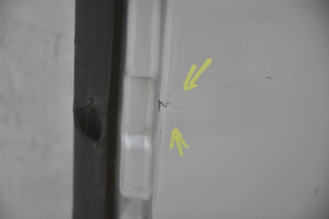 DRZWI TYLNE TYŁ PRAWE RENAULT TRAFIC II OPEL VIVARO