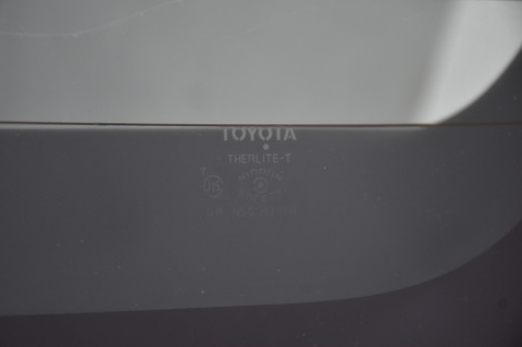 KLAPA TYLNA BAGAŻNIKA TOYOTA PRIUS III W3 KAMERA BEZ WYCIERACZKI