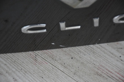 KLAPA TYLNA TYŁ RENAULT CLIO III NV676