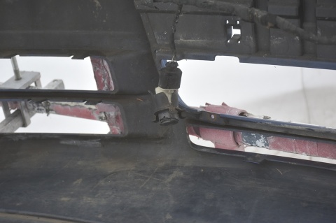 ZDERZAK PRZEDNI PRZÓD AUDI A4 B7 PDC LZ5C