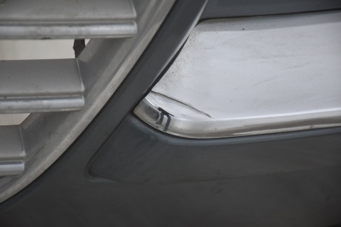 ZDERZAK PRZEDNI PRZÓD CHRYSLER 300C SPRYSKI